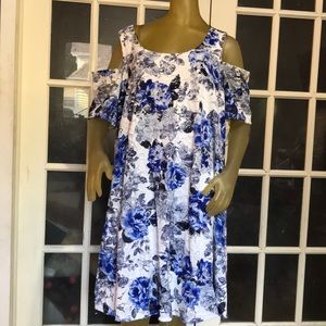 NWT Signature dress